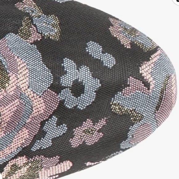 Kenneth Cole Floral Jacquard Knee High Boots 7 Iridescent Mob Wife Maximalist - Picture 7 of 16